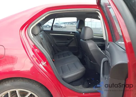 2007 Volkswagen Jetta 2.5 from USA, damaged, VIN 3VWSF71K07M019376